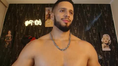 massimo_greco2 online show from 09/29/25, 09:41