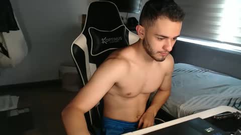 massimo online show from 11/26/25, 02:40