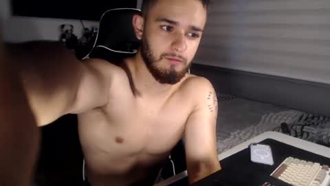 Snapshot of massimo_santino chatting on 07/26/26, 11:22 Massimo Santino online show from 07/26/26, 11:22
