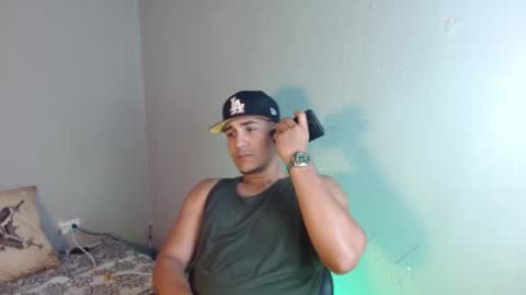 Snapshot of massimo_vidal chatting on 11/09/25, 02:54 massimo_vidal online show from 11/09/25, 02:54