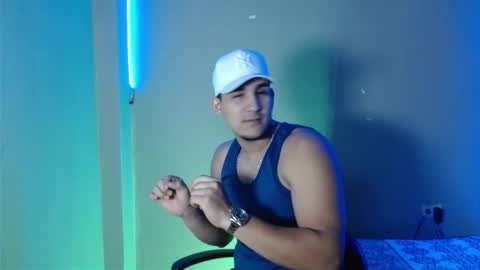 Snapshot of massimo_vidal chatting on 11/21/25, 02:38 massimo_vidal online show from 11/21/25, 02:38