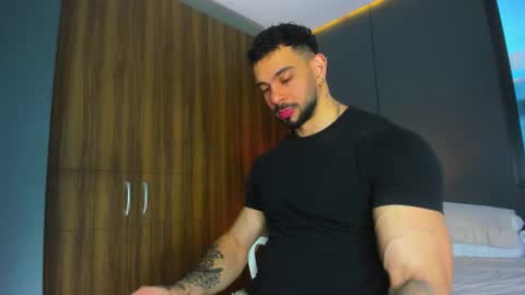 massimo online show from 02/17/26, 03:29