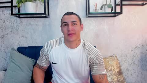 Massimo Contie online show from 02/16/25, 03:05