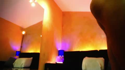 massimowalton2 online show from 04/21/26, 03:07