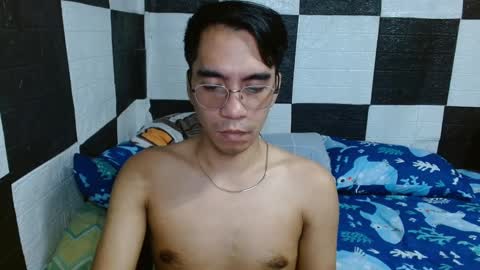 massive_boner02 online show from 12/18/24, 02:32