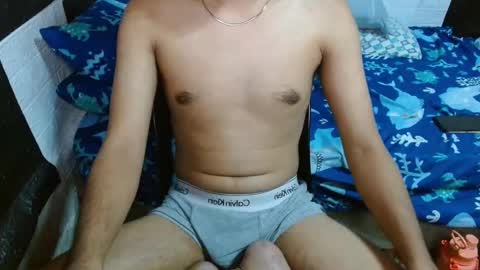 massive_boner02 online show from 01/09/25, 05:23