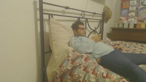 Snapshot of massu1994 chatting on 10/27/25, 10:47 Massu94 online show from 10/27/25, 10:47