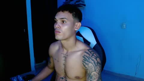 master_black777 online show from 04/12/26, 01:54