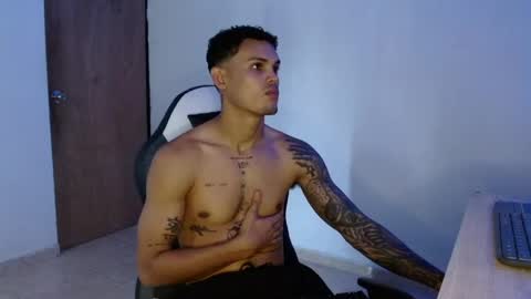 master_black777 online show from 04/21/26, 02:23