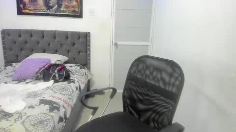 master_boy28 online show from 03/03/25, 07:17