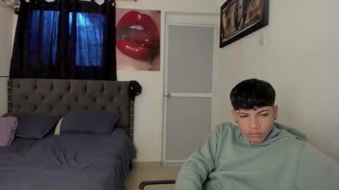 master_boy28 online show from 03/17/26, 08:23