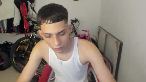 master_boy28 online show from 04/18/26, 05:39