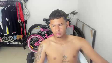 master_boy28 online show from 04/23/26, 05:48