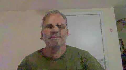 Snapshot of master_cuck2000 chatting on 01/18/25, 04:21 master_cuck2000 online show from 01/18/25, 04:21