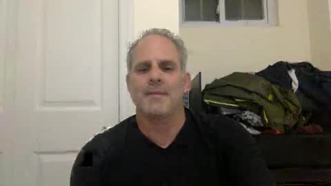 Snapshot of master_cuck2000 chatting on 01/25/25, 02:26 master_cuck2000 online show from 01/25/25, 02:26