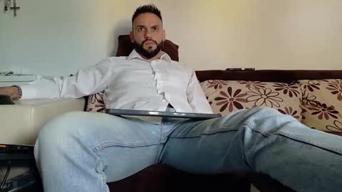 SIR online show from 05/02/26, 01:16