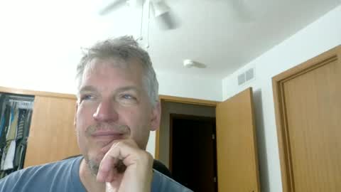 Snapshot of master_thorn chatting on 06/25/26, 02:44 Master Thorn online show from 06/25/26, 02:44