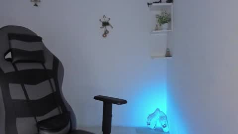 Alpha junior online show from 01/12/26, 01:49