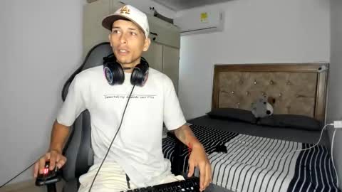 Alpha junior online show from 06/08/26, 03:23