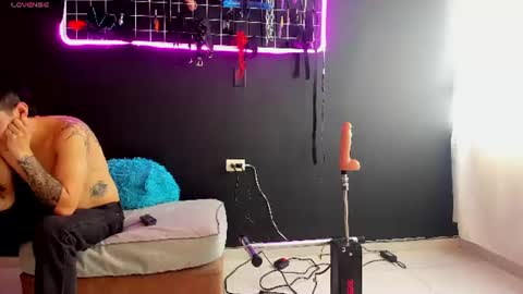 Axel And Melany online show from 07/16/26, 12:55