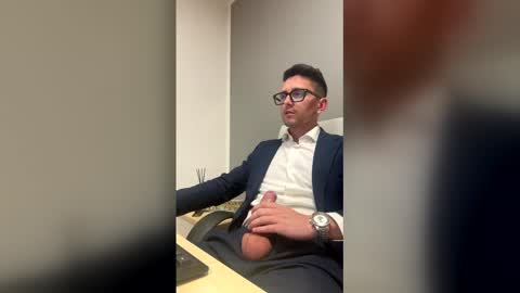 Master Boss online show from 04/22/26, 12:18