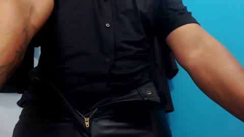 Snapshot of masterdickjuicy chatting on 10/27/25, 12:58 Lord bbc online show from 10/27/25, 12:58