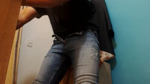 Snapshot of masterdickjuicy chatting on 11/09/25, 06:55 Lord bbc online show from 11/09/25, 06:55