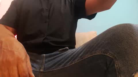 Snapshot of masterdickjuicy chatting on 11/19/25, 07:03 Lord bbc online show from 11/19/25, 07:03