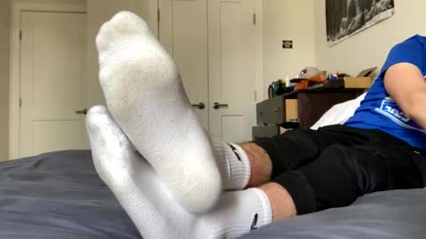 Snapshot of masterevan15 chatting on 11/09/25, 07:34 CanuckSoles online show from 11/09/25, 07:34