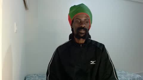 Snapshot of masterr_bate chatting on 09/22/25, 03:19 Marl online show from 09/22/25, 03:19