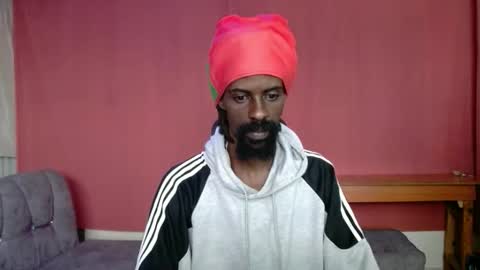 Snapshot of masterr_bate chatting on 09/29/25, 06:07 Marl online show from 09/29/25, 06:07