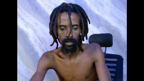 Snapshot of masterr_bate chatting on 10/31/25, 12:50 Marl online show from 10/31/25, 12:50