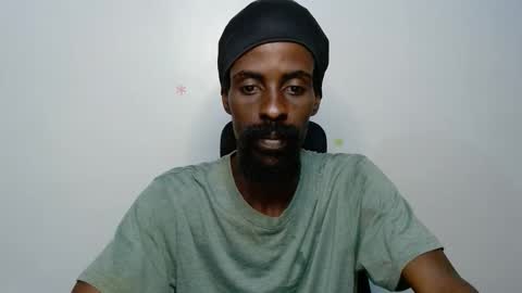 Snapshot of masterr_bate chatting on 11/20/25, 05:23 Marl online show from 11/20/25, 05:23