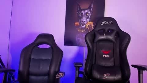 Snapshot of masters_boys chatting on 11/14/25, 02:38 KONAN online show from 11/14/25, 02:38