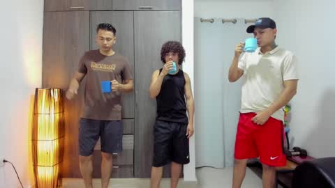Snapshot of masters_sexx chatting on 01/17/25, 11:06 Team Cris Darwin- Fernando- Stiven- David online show from 01/17/25, 11:06