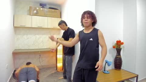 Snapshot of masters_sexx chatting on 01/27/25, 11:32 Team Cris Darwin- Fernando- Stiven- David online show from 01/27/25, 11:32