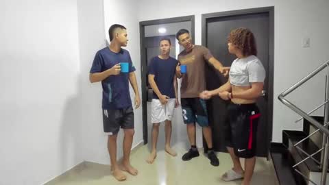 Snapshot of masters_sexx chatting on 03/11/25, 11:23 Team Cris Darwin- Fernando- Stiven- David online show from 03/11/25, 11:23