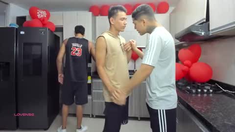 Snapshot of masters_sexx chatting on 09/21/25, 11:23 Team Cris Darwin- Fernando- Stiven- David online show from 09/21/25, 11:23