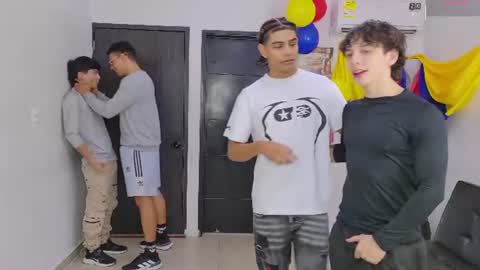 Team Cris Darwin- Fernando- Stiven- David online show from 07/11/26, 11:13