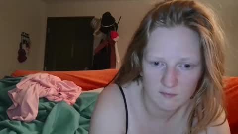 Snapshot of mastersquirter98 chatting on 09/24/25, 08:06 alex online show from 09/24/25, 08:06
