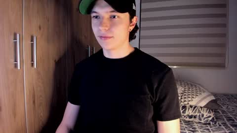 mastrangelo_x online show from 04/05/26, 01:36