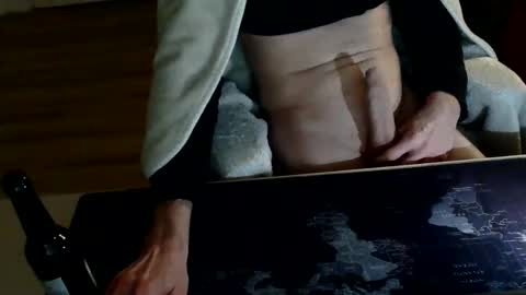 Snapshot of masturbatemindbreaker chatting on 02/11/25, 09:56 MasturbateMindbreaker online show from 02/11/25, 09:56