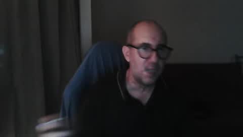 mat11efou online show from 11/15/25, 06:37