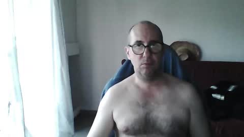 mat11efou online show from 12/19/25, 08:43