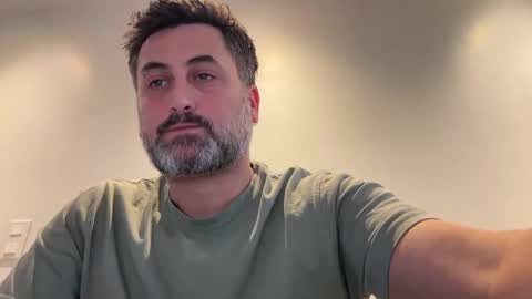 Snapshot of mat_johof chatting on 03/11/25, 04:29 mat_johof online show from 03/11/25, 04:29