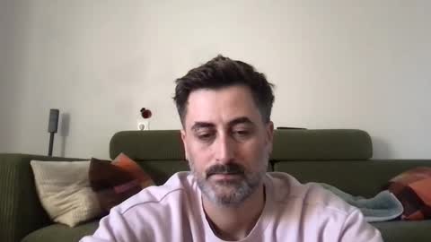 Snapshot of mat_johof chatting on 11/04/25, 03:11 mat_johof online show from 11/04/25, 03:11