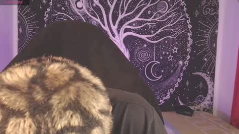 Mateo online show from 09/18/25, 04:03