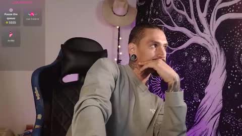 Mateo online show from 11/03/25, 11:48