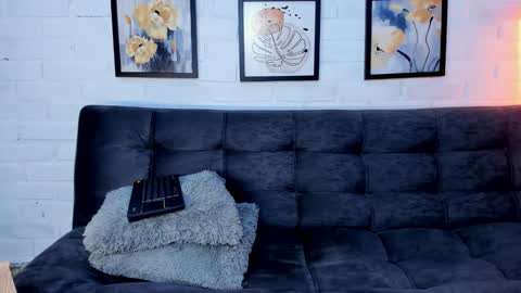 Snapshot of mateo_hunter chatting on 10/25/25, 04:09 MATEO HUNTER online show from 10/25/25, 04:09