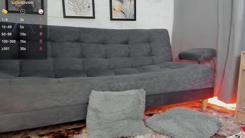 Snapshot of mateo_hunter chatting on 11/27/25, 04:47 MATEO HUNTER online show from 11/27/25, 04:47